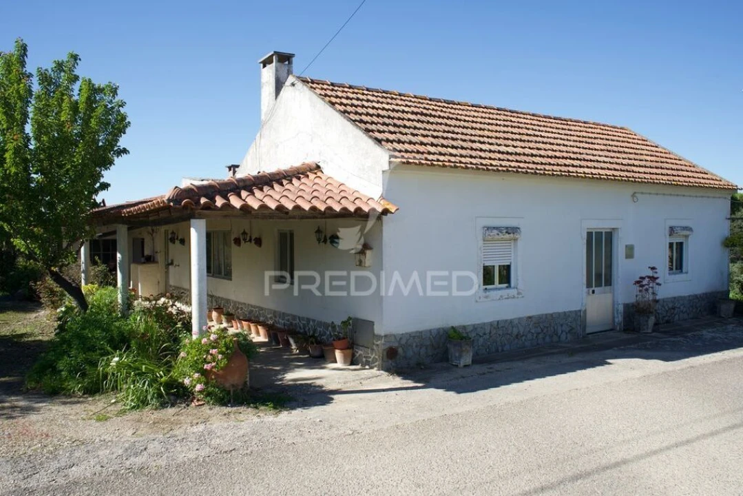 Moradia T3 para Venda em São Vicente do Paul e Vale de Figueira Foto 1