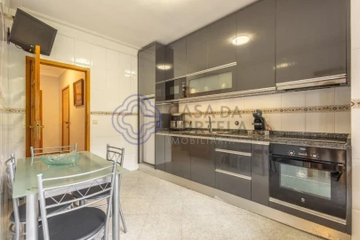 Apartamento T2 para Venda em Gondomar (São Cosme), Valbom e Jovim