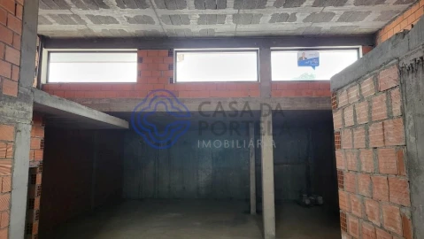 Loja para Venda em Repeses e São Salvador
