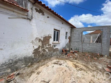 Moradia para Venda em Campelos e Outeiro da Cabeça