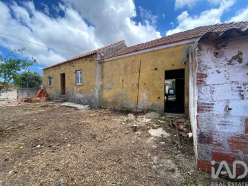 Moradia para Venda em Campelos e Outeiro da Cabeça