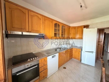 Apartamento T3 para Arrendamento em Gondomar (São Cosme), Valbom e Jovim