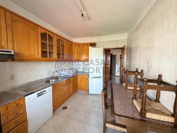 Apartamento T3 para Arrendamento em Gondomar (São Cosme), Valbom e Jovim