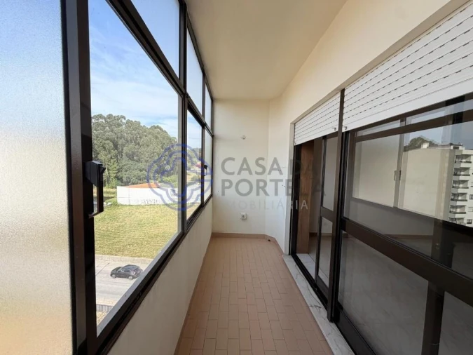 Apartamento T3 para Arrendamento em Gondomar (São Cosme), Valbom e Jovim Foto 9