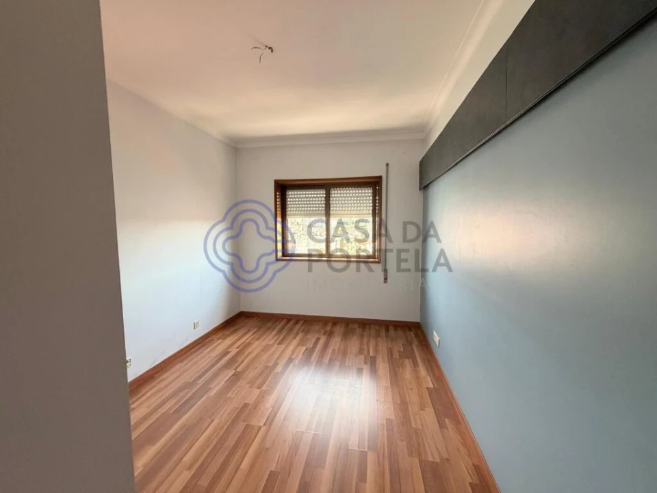 Apartamento T3 para Arrendamento em Gondomar (São Cosme), Valbom e Jovim Foto 17
