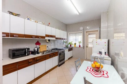 Moradia T5 para Venda em Perafita, Lavra e Santa Cruz do Bispo