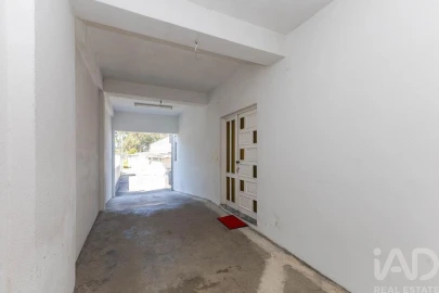 Moradia T5 para Venda em Perafita, Lavra e Santa Cruz do Bispo