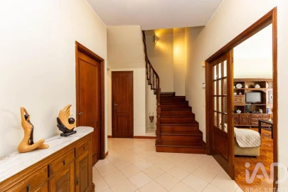 Moradia T5 para Venda em Perafita, Lavra e Santa Cruz do Bispo