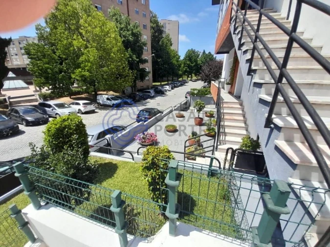 Moradia T3 para Venda em Cidade da Maia Foto 3