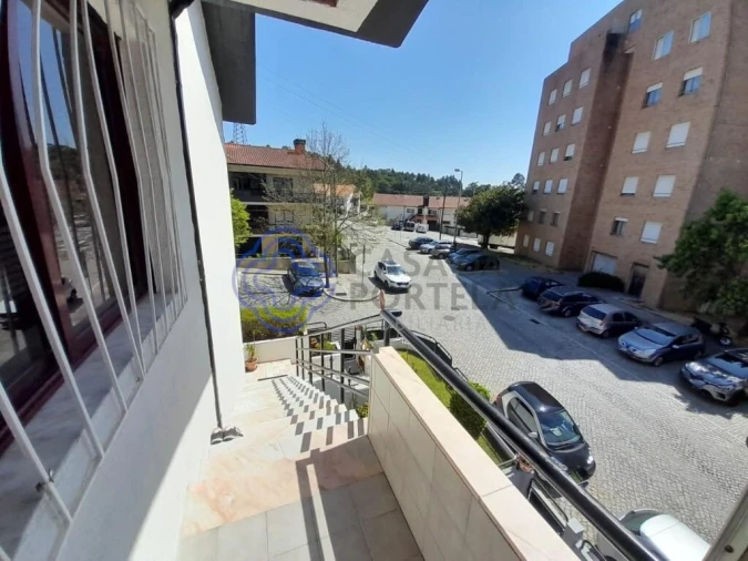 Moradia T3 para Venda em Cidade da Maia Foto 4