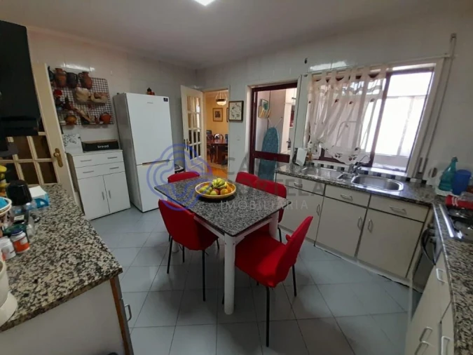 Moradia T3 para Venda em Cidade da Maia Foto 16