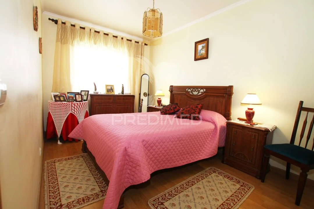 Apartamento T2 para Venda em Caparica e Trafaria Foto 5