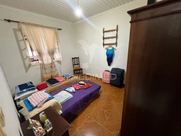 Moradia T2 para Venda em Praia da Vitoria (Santa Cruz)