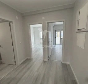 Apartamento T2 para Venda em Oeiras e São Julião da Barra, Paço de Arcos e Caxias