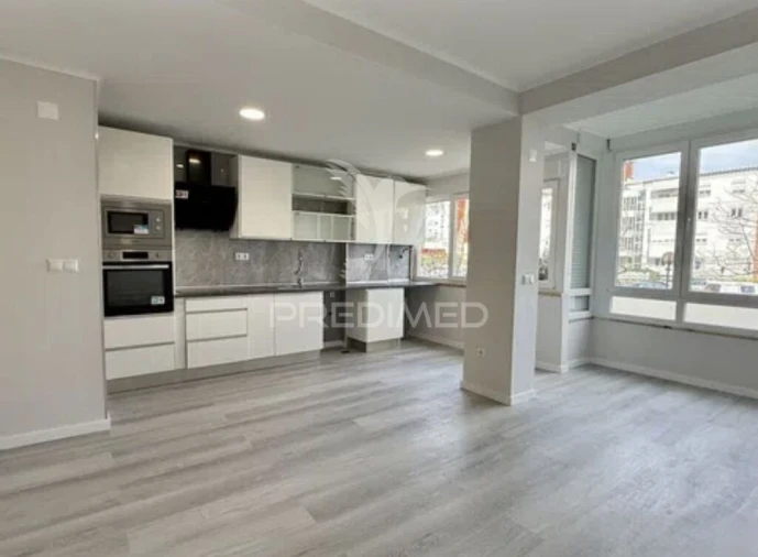Apartamento T2 para Venda em Oeiras e São Julião da Barra, Paço de Arcos e Caxias Foto 8