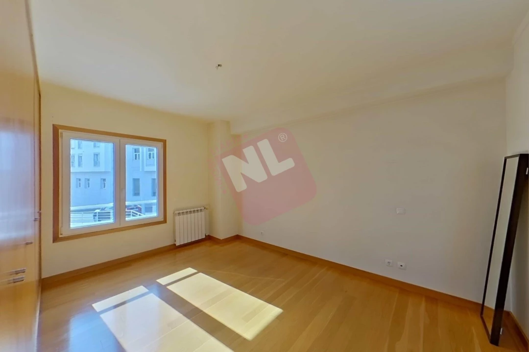 Apartamento T2 para Arrendamento em Benfica Foto 27