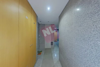 Apartamento T2 para Arrendamento em Benfica