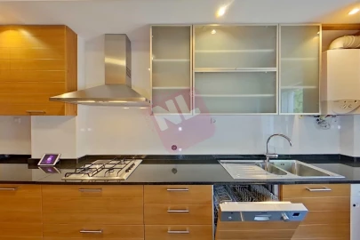 Apartamento T2 para Arrendamento em Benfica