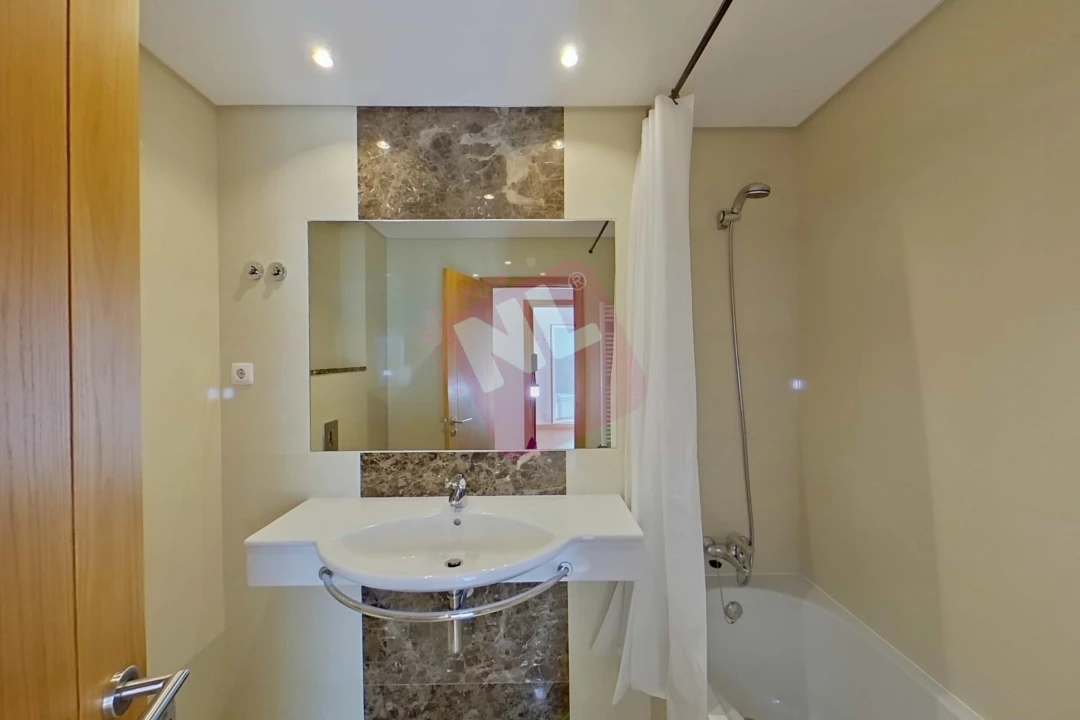 Apartamento T2 para Arrendamento em Benfica Foto 20