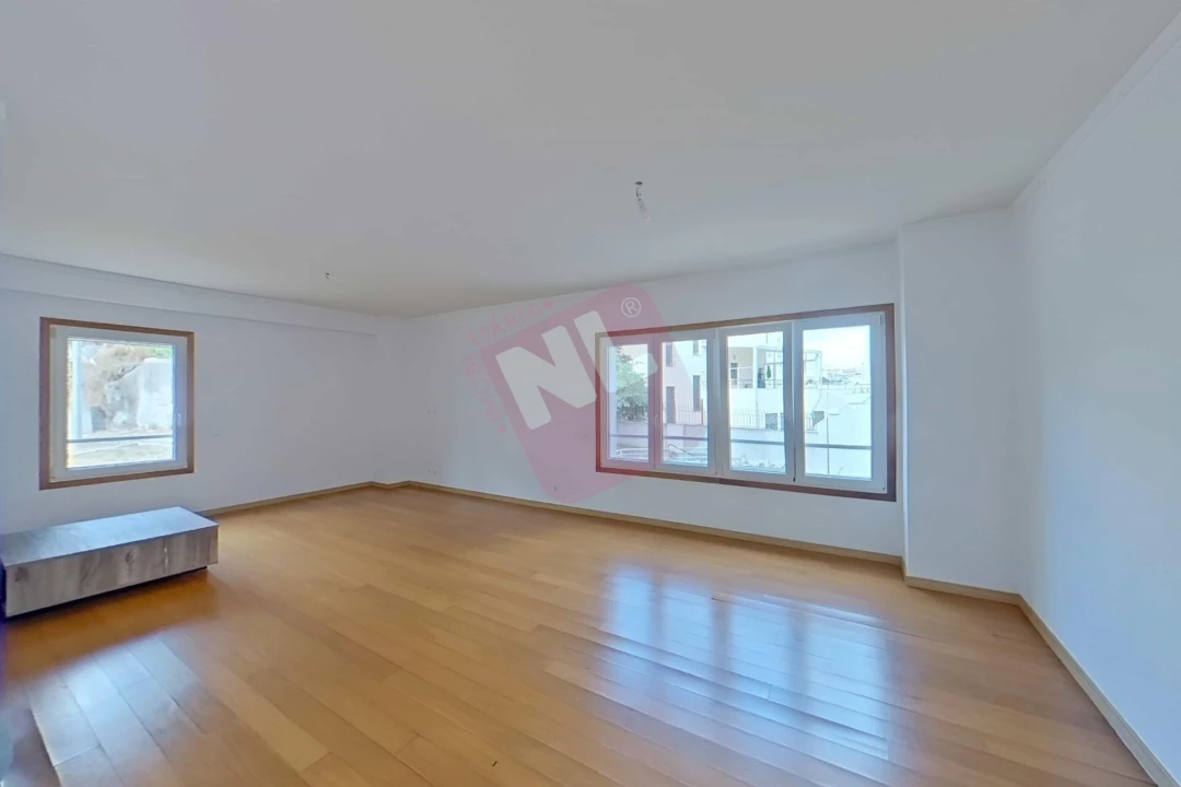 Apartamento T2 para Arrendamento em Benfica Foto 10