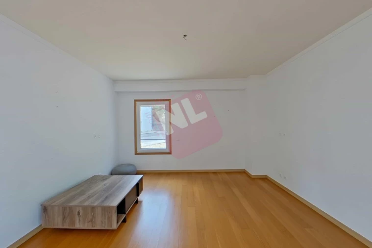 Apartamento T2 para Arrendamento em Benfica Foto 11