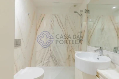 Apartamento T3 para Venda em Cedofeita, Santo Ildefonso, Sé, Miragaia, São Nicolau e Vitória