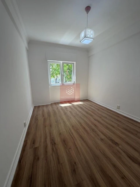Apartamento T3 para Venda em Alfragide
