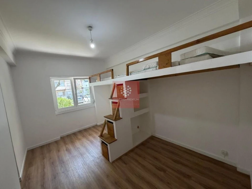 Apartamento T3 para Venda em Alfragide Foto 30