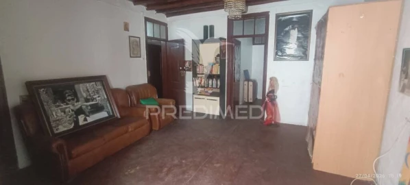 Moradia T4 para Venda em Espírito Santo, Nossa Senhora da Graça e São Simão