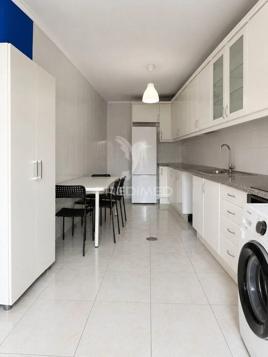Apartamento T3 para Venda em São Felix da Marinha Foto 2