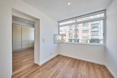 Apartamento T2 para Venda em Costa da Caparica
