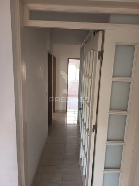 Apartamento T3 para Venda em Laranjeiro e Feijó