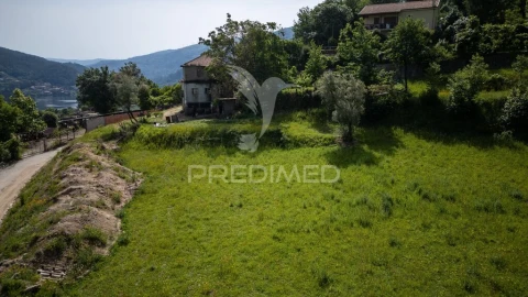 Moradia T3 para Venda em Rio Caldo