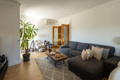 Apartamento T2 para Venda em Odivelas