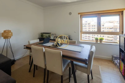 Apartamento T2 para Venda em Odivelas