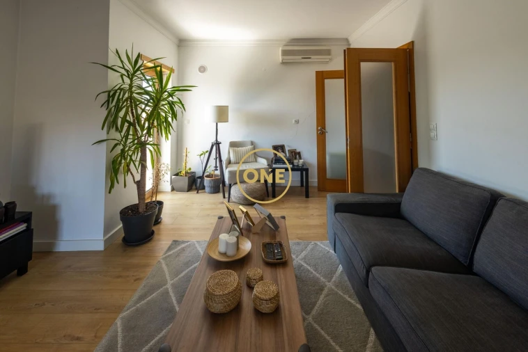 Apartamento T2 para Venda em Odivelas Foto 22