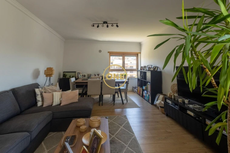 Apartamento T2 para Venda em Odivelas Foto 9