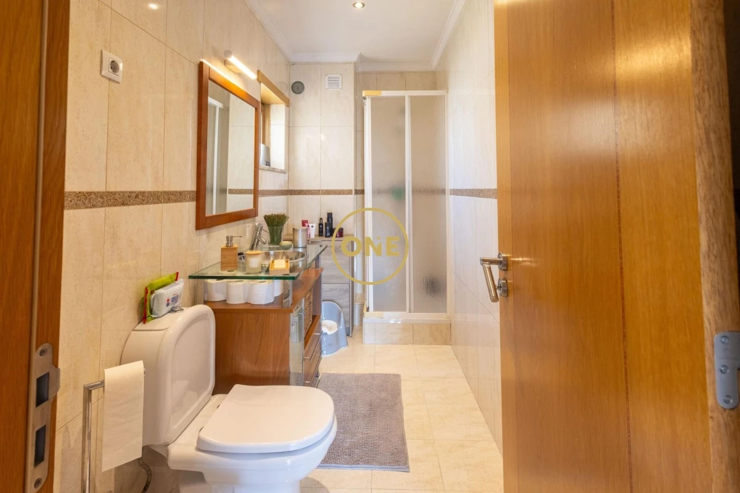 Apartamento T2 para Venda em Odivelas Foto 7