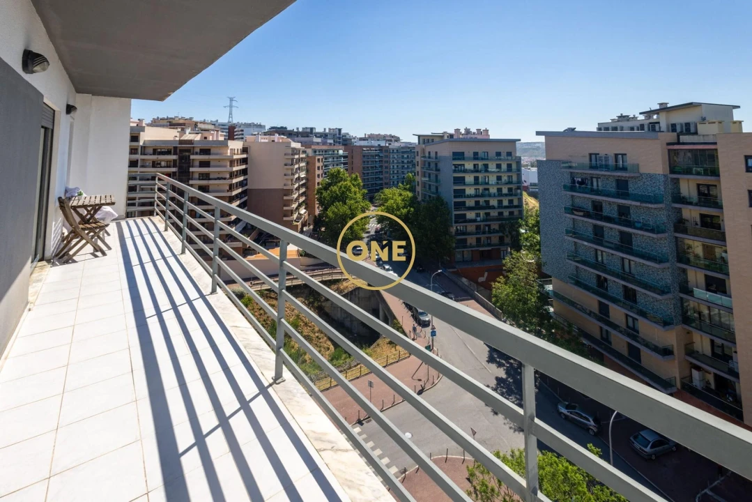 Apartamento T2 para Venda em Odivelas Foto 15