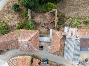 Moradia T4 para Venda em Carvalho