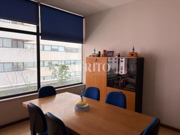 Escritório para Venda em Arcozelo