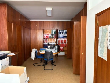 Escritório para Venda em Arcozelo