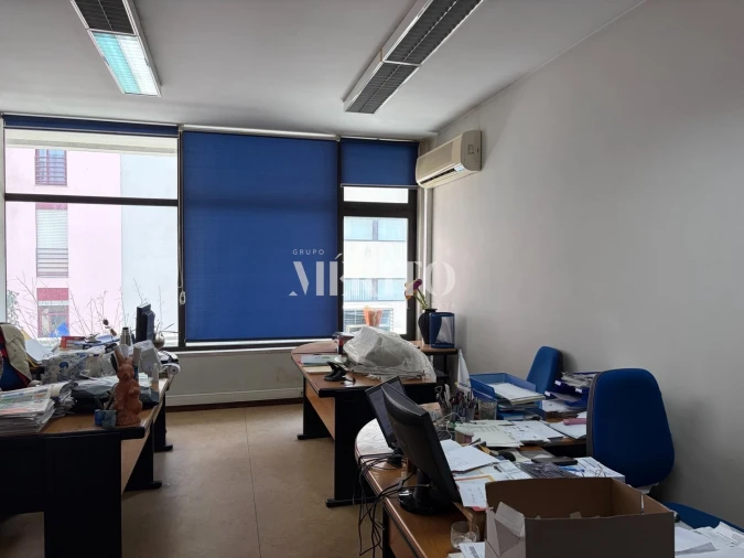 Escritório para Venda em Arcozelo Foto 11