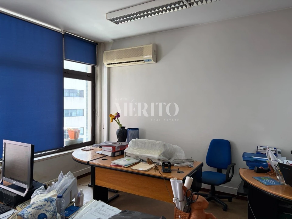 Escritório para Venda em Arcozelo Foto 7