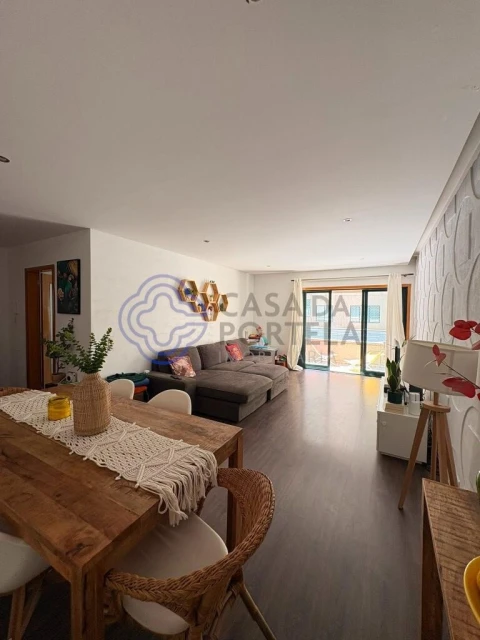 Apartamento T2 para Venda em Mafamude e Vilar do Paraíso