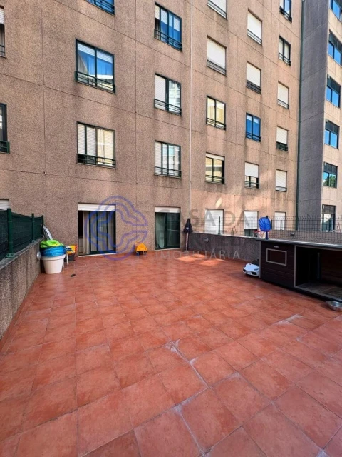 Apartamento T2 para Venda em Mafamude e Vilar do Paraíso
