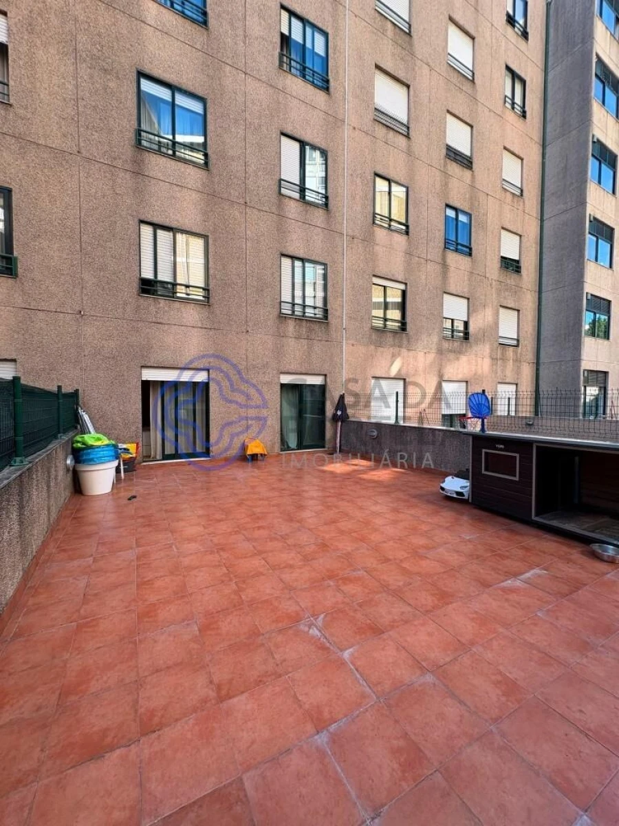 Apartamento T2 para Venda em Mafamude e Vilar do Paraíso Foto 19