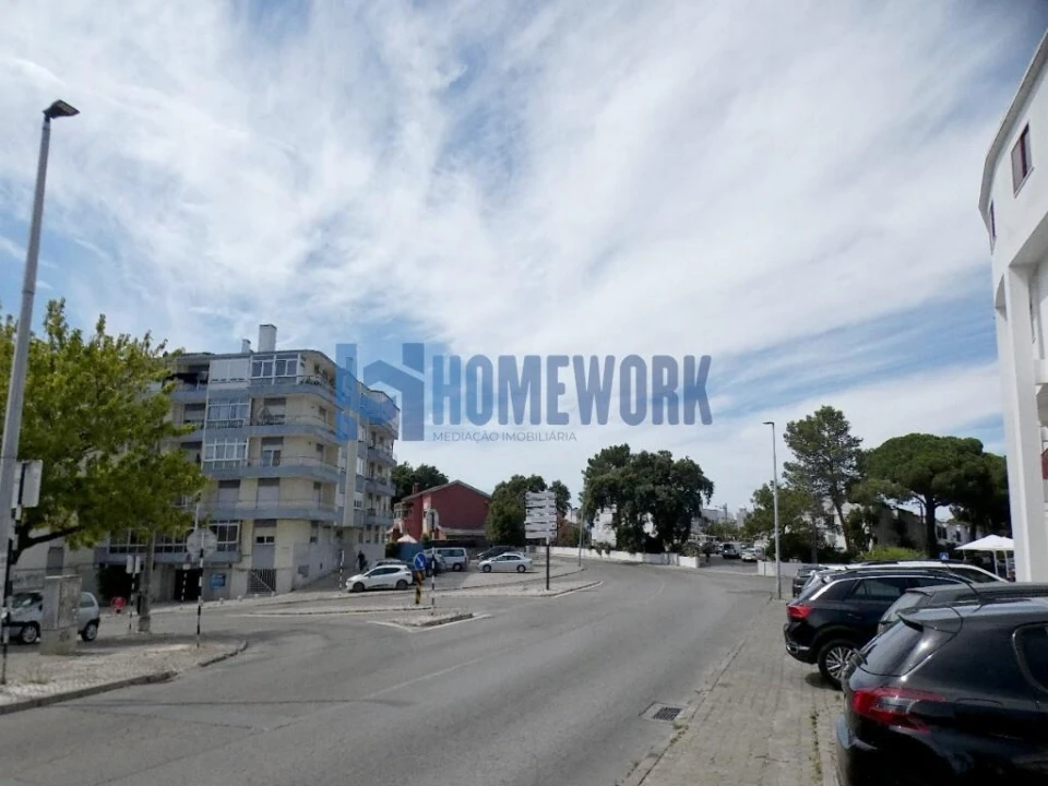 Apartamento T4 para Venda em Amora Foto 29