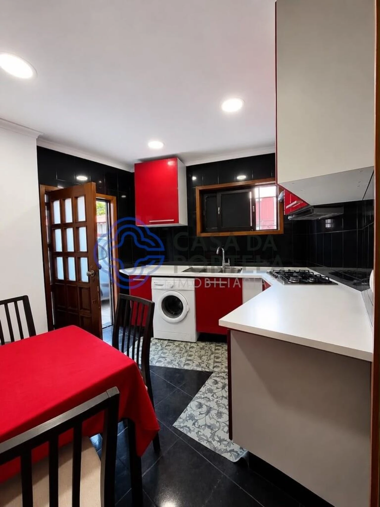 Moradia T3 para Venda em Campanhã Foto 1