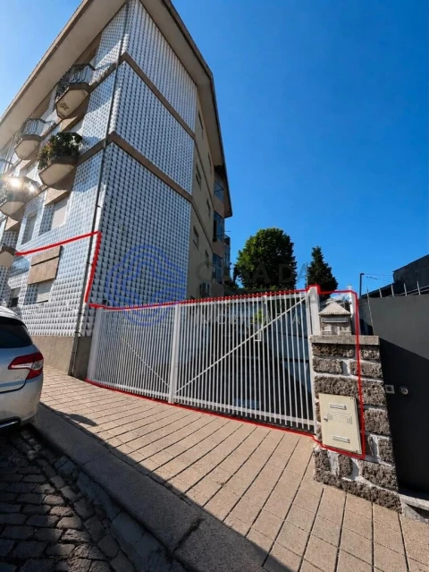 Moradia T3 para Venda em Campanhã